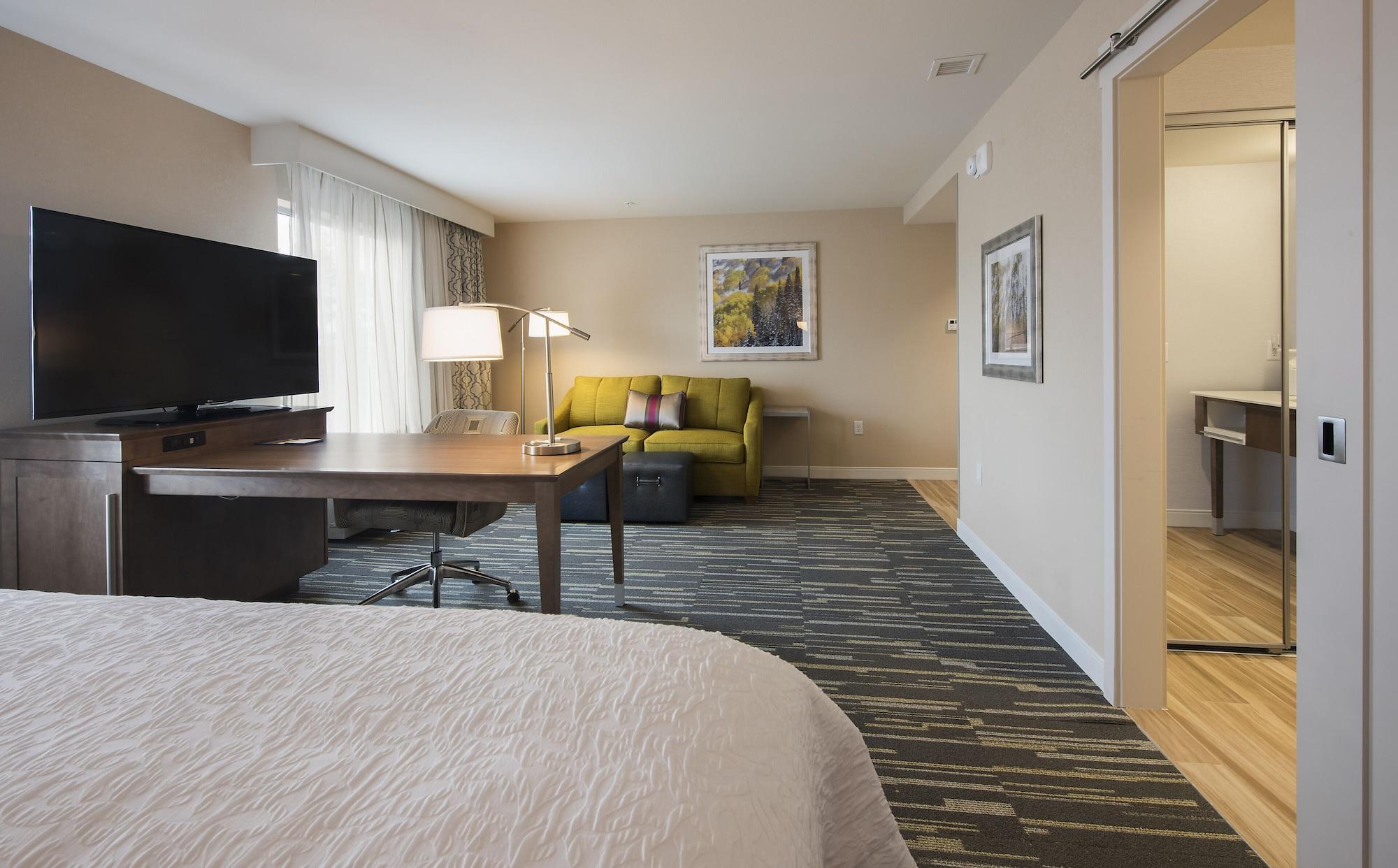 Hampton Inn & Suites Seattle/Redmond Wa Εξωτερικό φωτογραφία