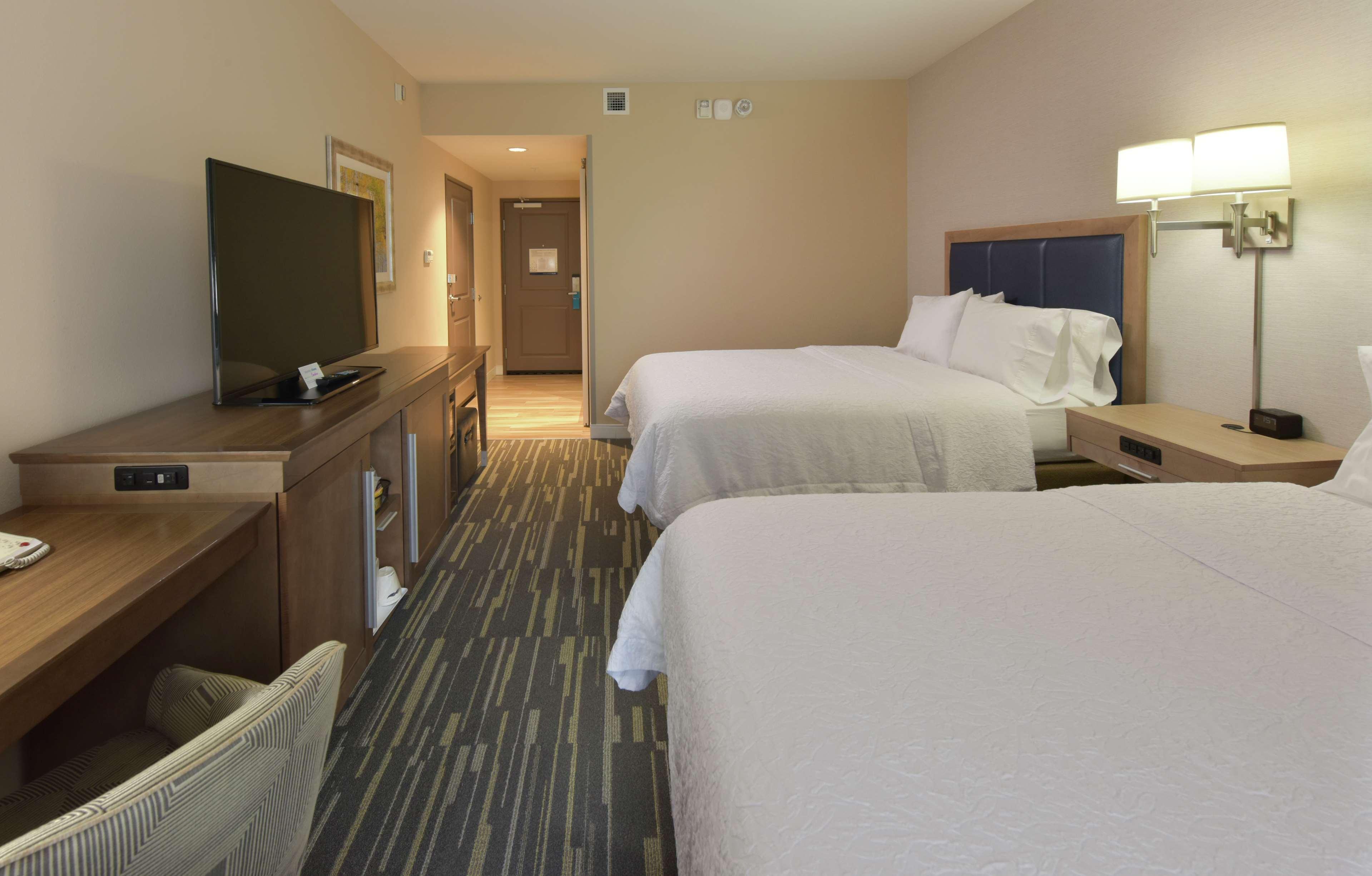 Hampton Inn & Suites Seattle/Redmond Wa Εξωτερικό φωτογραφία