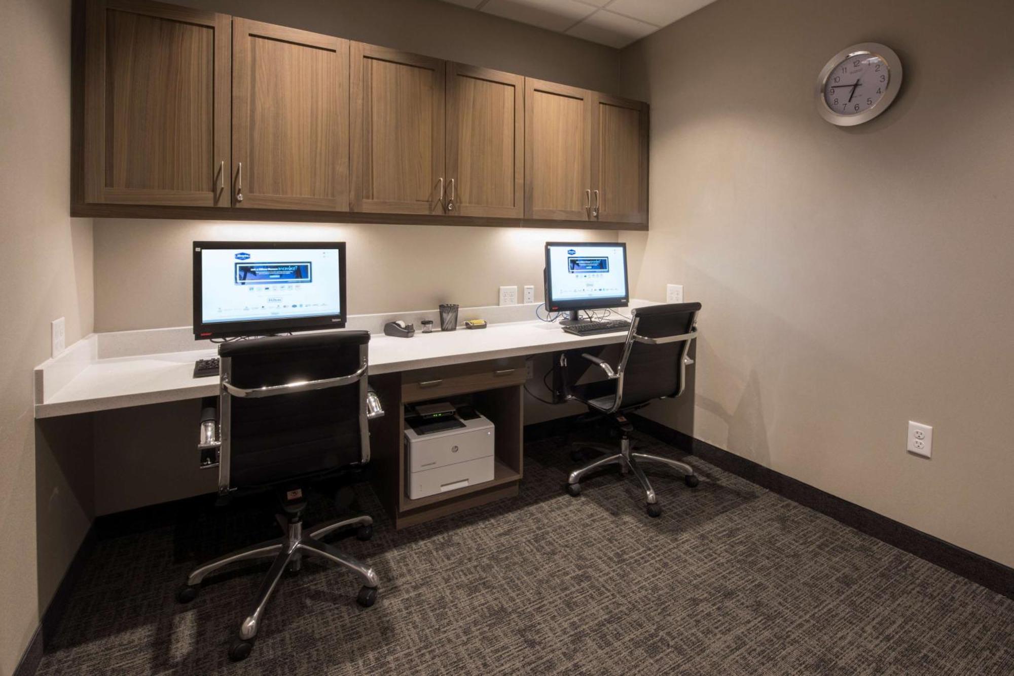 Hampton Inn & Suites Seattle/Redmond Wa Εξωτερικό φωτογραφία